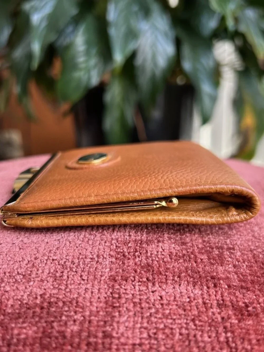 CHRISTIAN DIOR Kiss Lock Coin Purse British Tan